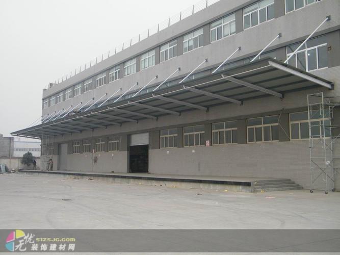 达芙妮月台修复与雨棚搭建 重塑都市生活的诗意角落